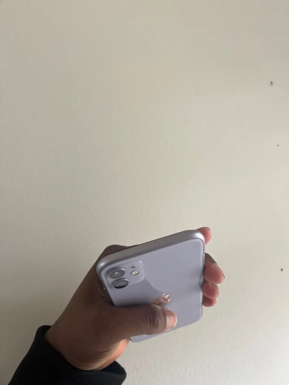 iPhone 11 roxo