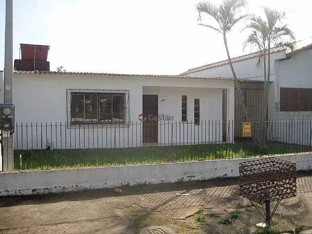 Casa no bairro Igara REF: C0126