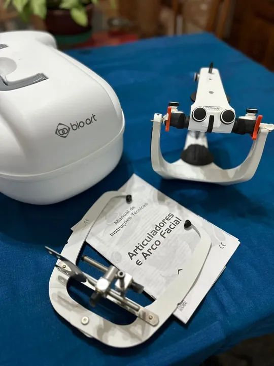 Articulador Bioart A7 Plus com Arco Facial