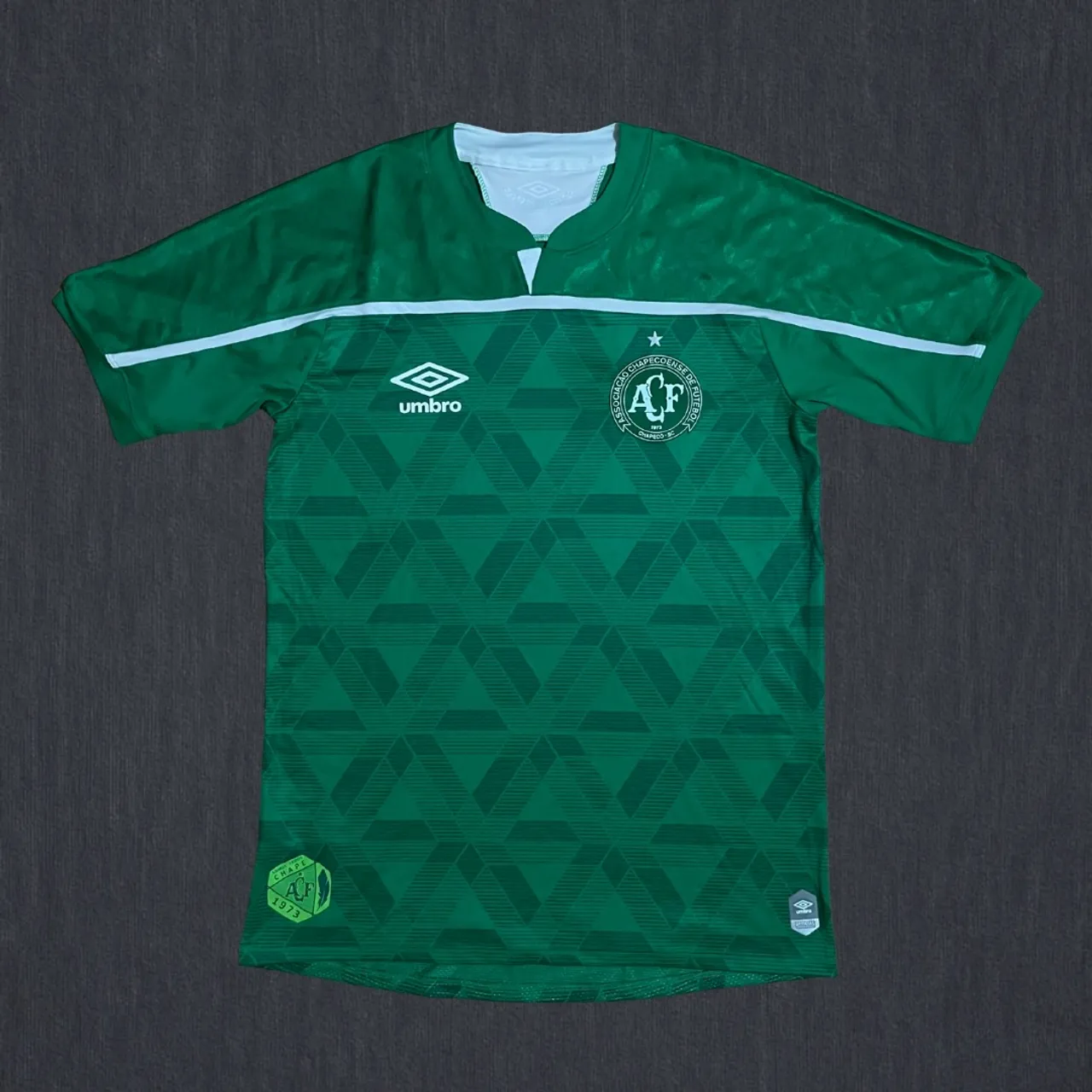 Camisa Chapecoense 2020 Umbro Titular - Tamanho M