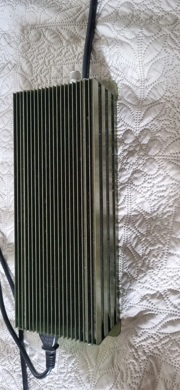 Reator eletrônico para lâmpada hps/hqi 600/400/250w