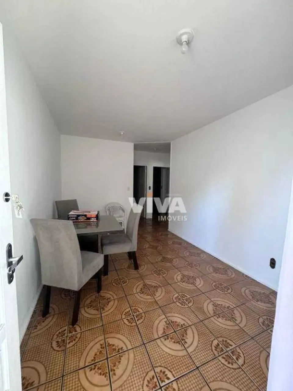 Kitnet com 2 dormitórios para alugar, 66 m² por R$ 2.730/mês - Vila Operária - Itajaí/SC