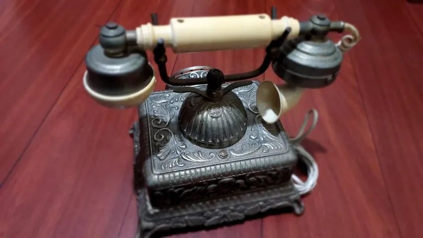 telefone antigo de epoca