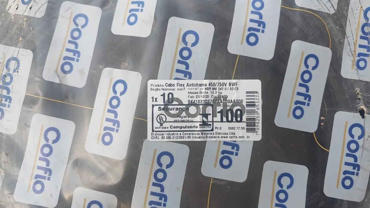 Vendo rolos de fio lacrados total de 5 rolos 