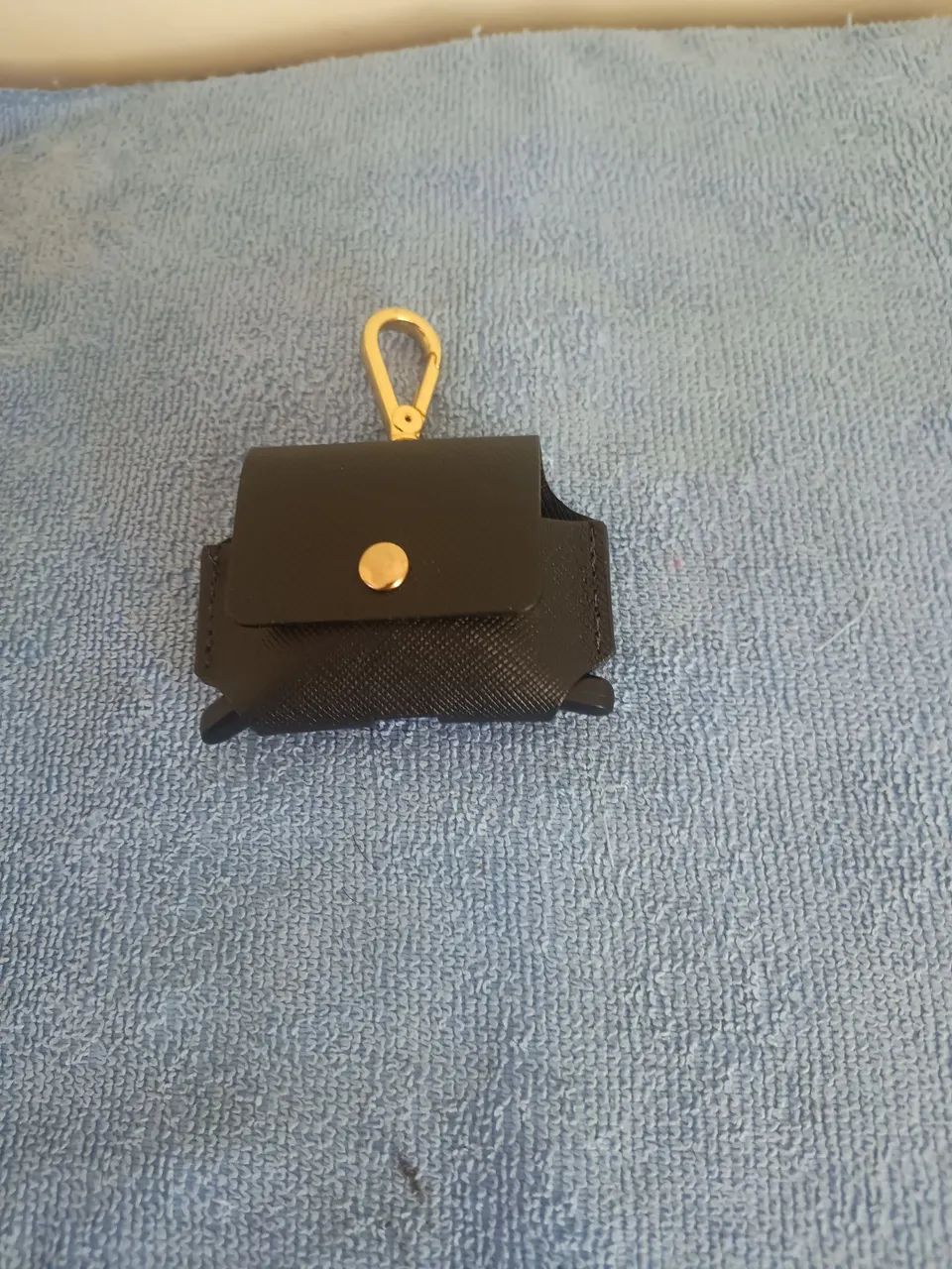 Porta Airpods e Chaves em Couro Preto  - Foto 4