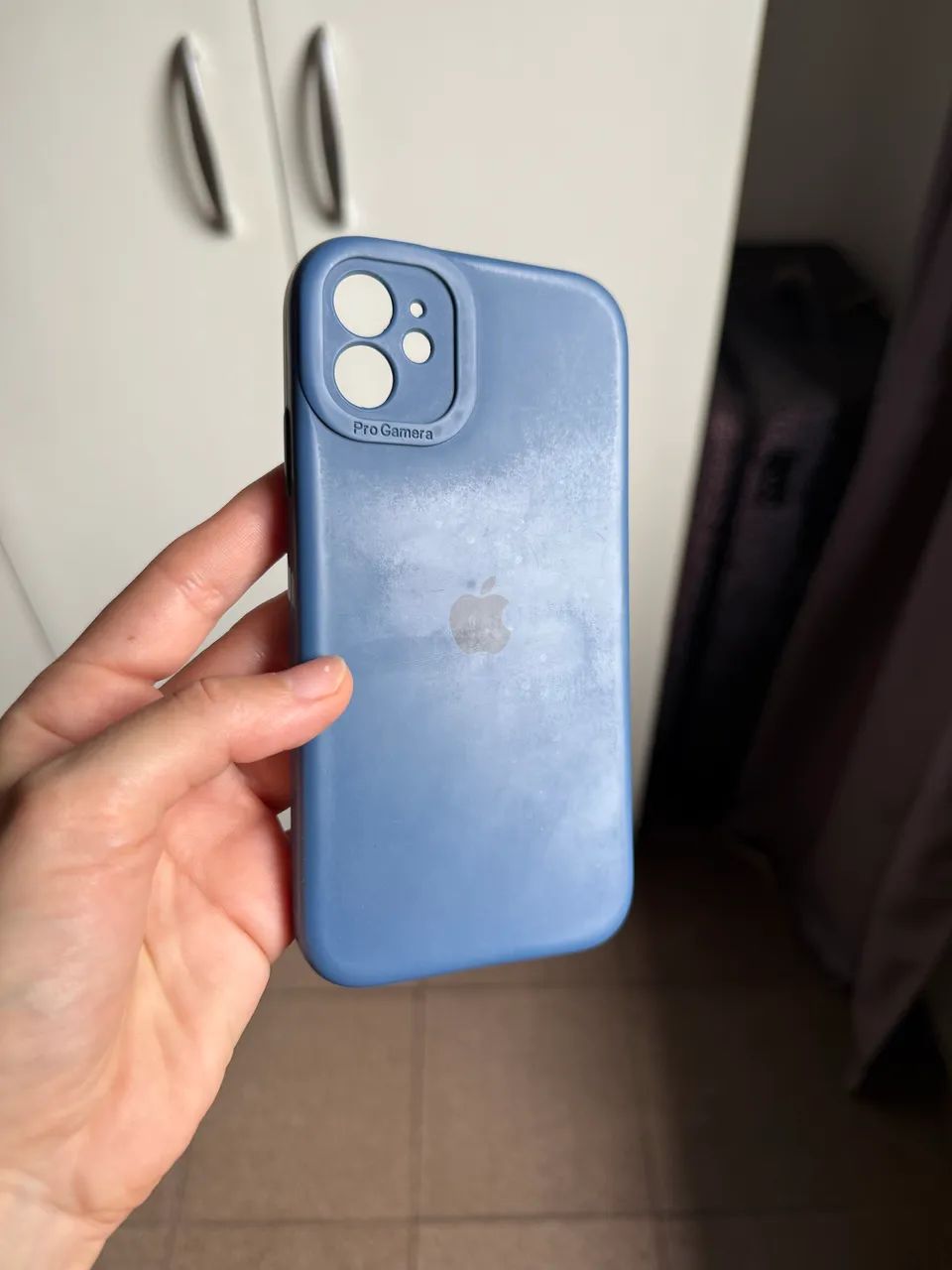 Capa de silicone azul iPhone 11 - Foto 5