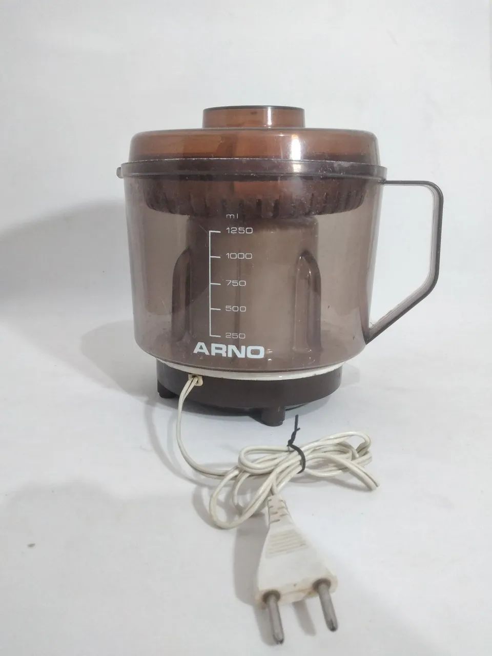 Raro espremedor de laranja Arno Antigo