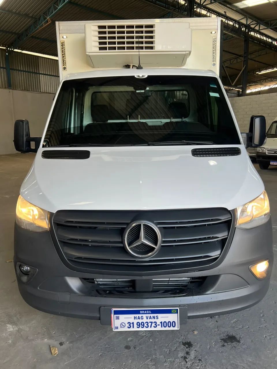 Sprinter 516 Baú refrigerado 