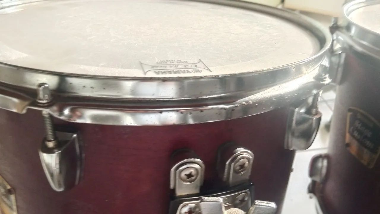 Bateria Yamaha Stage Custom Laqueada  - Foto 5