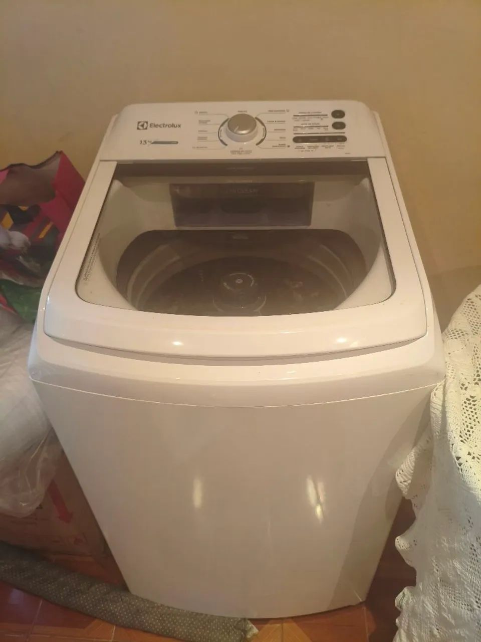 Máquina de lavar 13kg Eletrolux 
