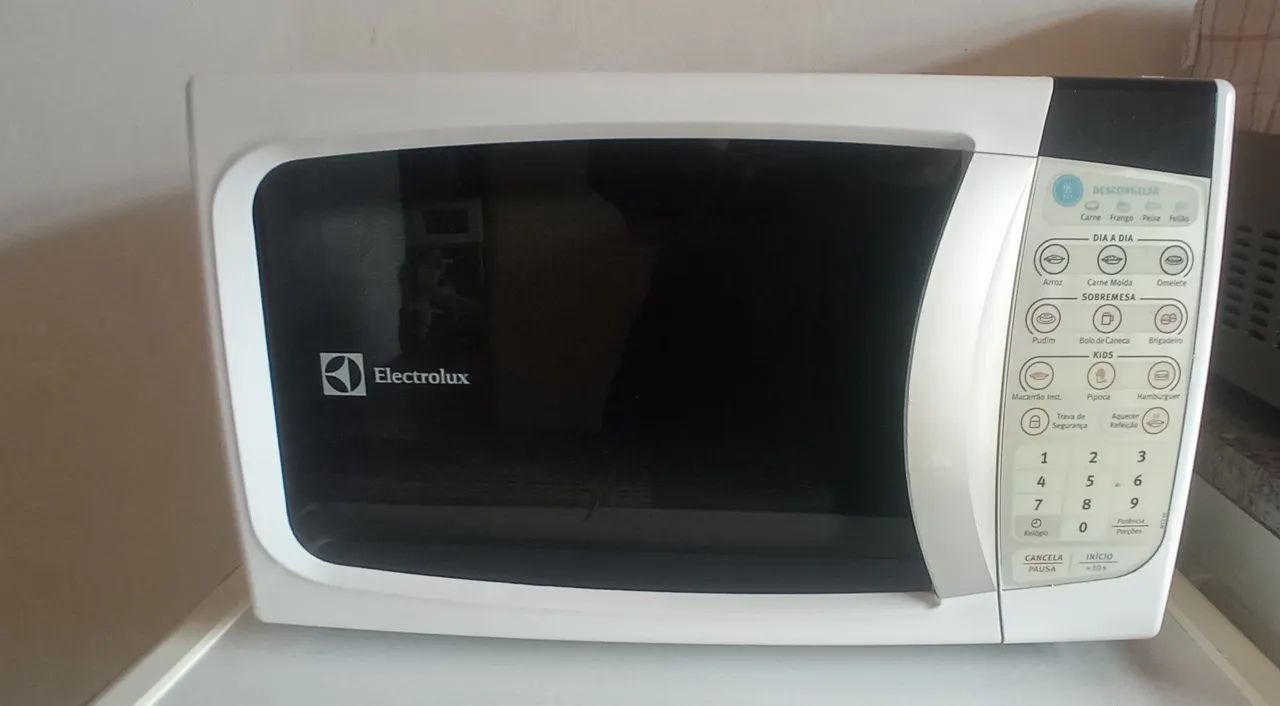 MICROONDAS ELECTROLUX 20 LITROS ?