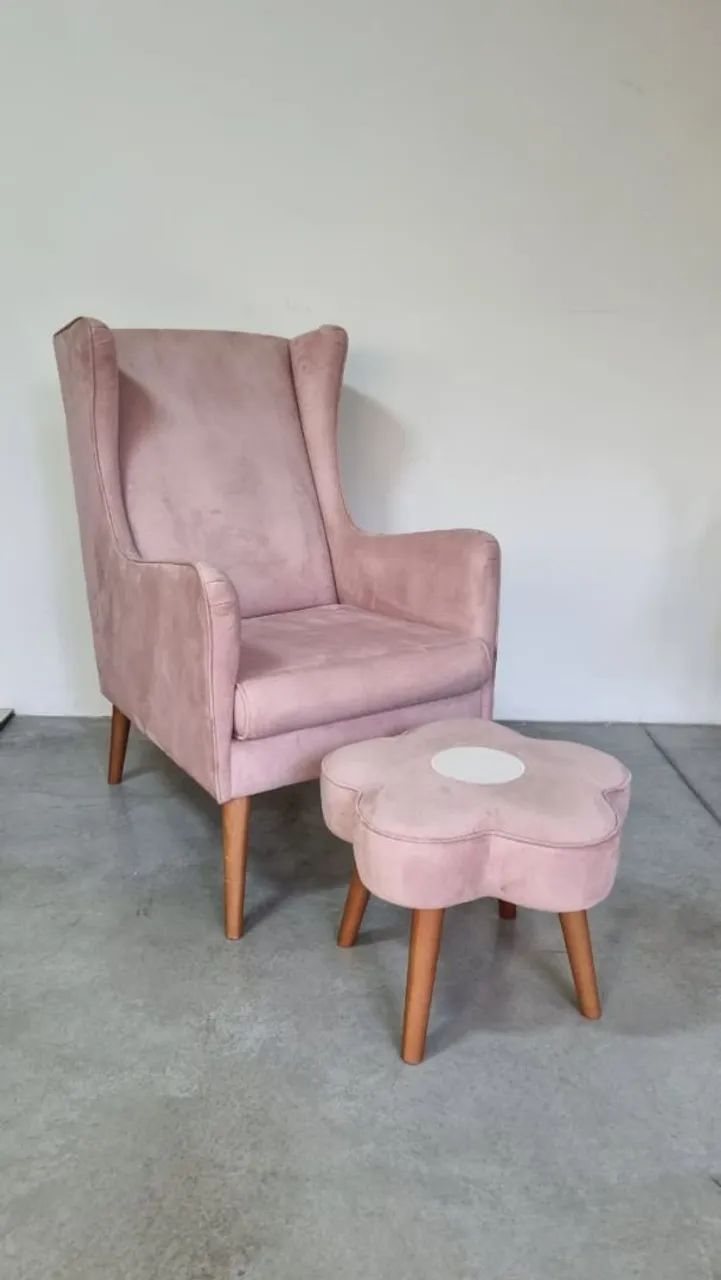 Poltrona de amamentação Rosa + Puff Primavera