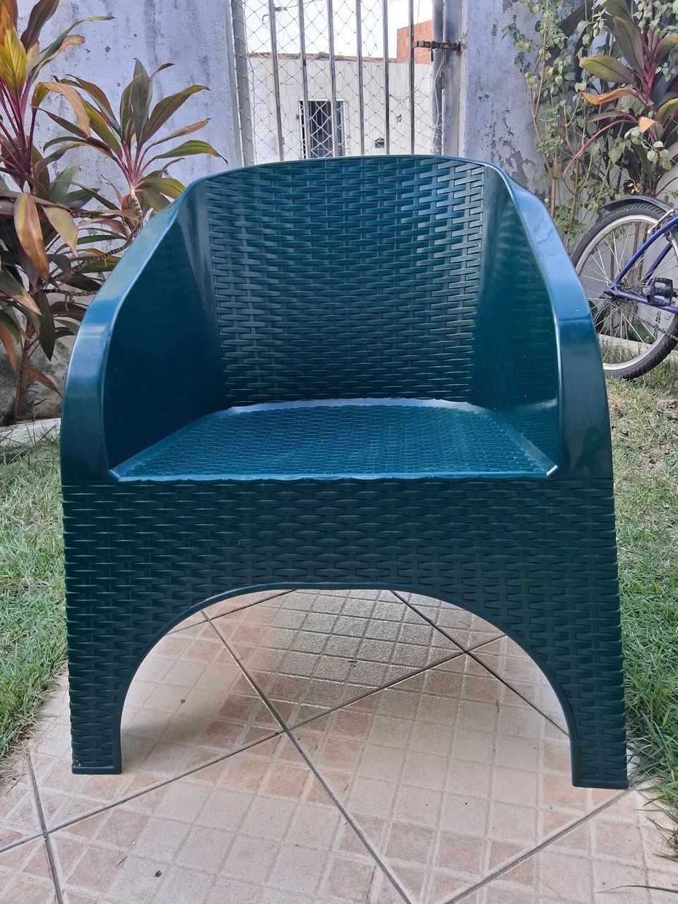 Vendo cadeira de plástico 