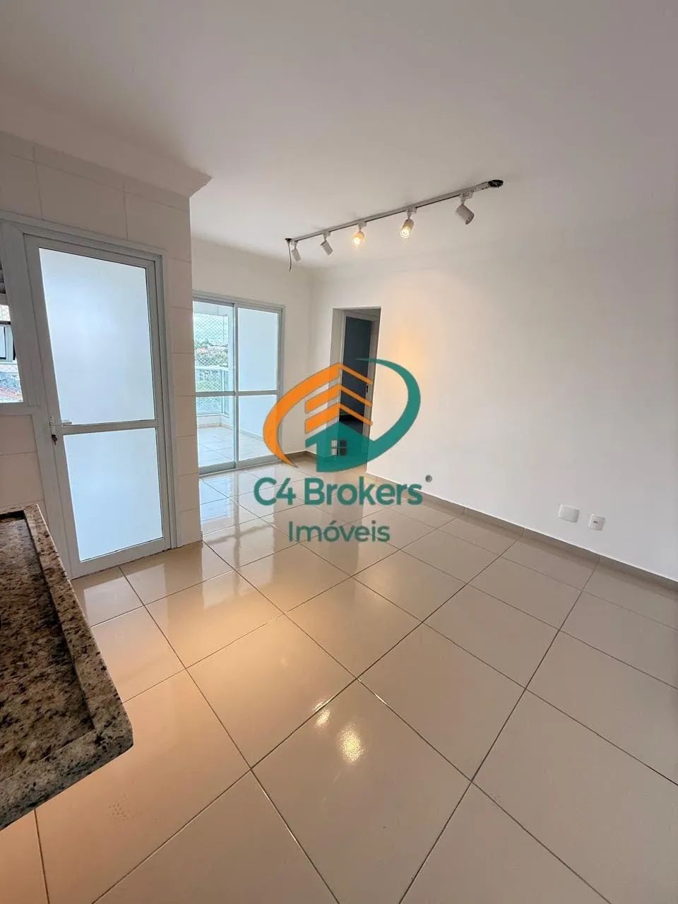Apartamento em Vila Galvão - Guarulhos, SP - Foto 2