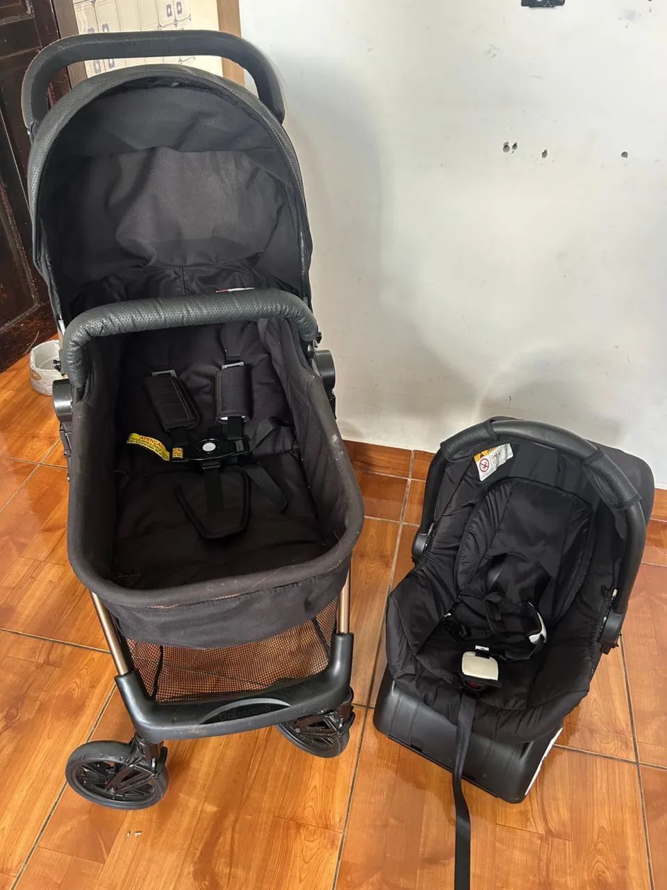 Vendo carrinho de bebê  - Foto 4