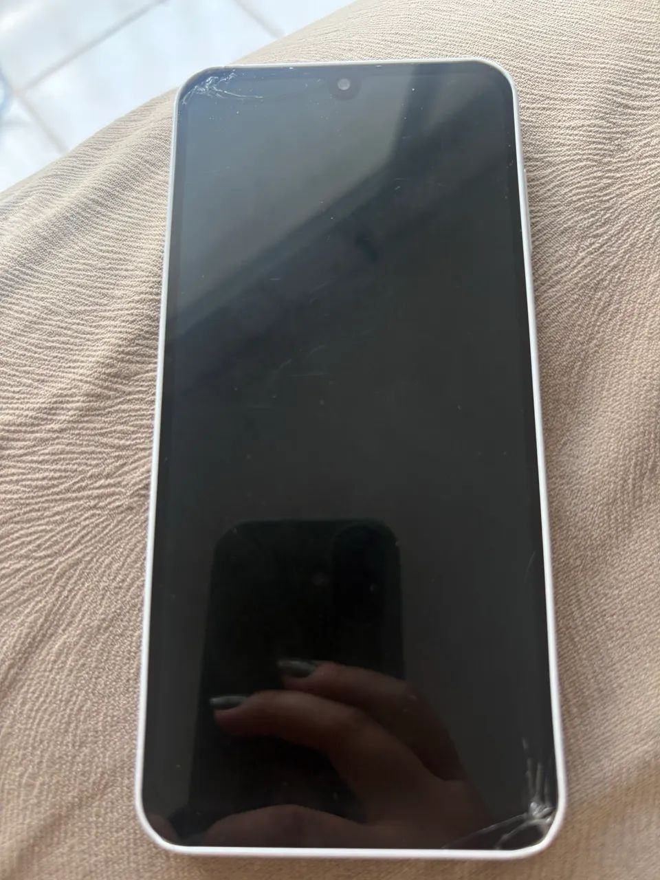 Vende celular A16