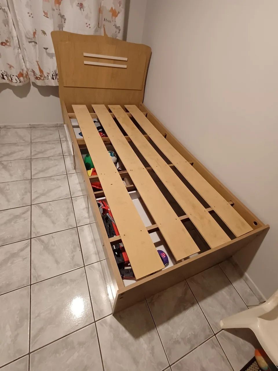 Cama de solteiro com 5 gavetas - Foto 3