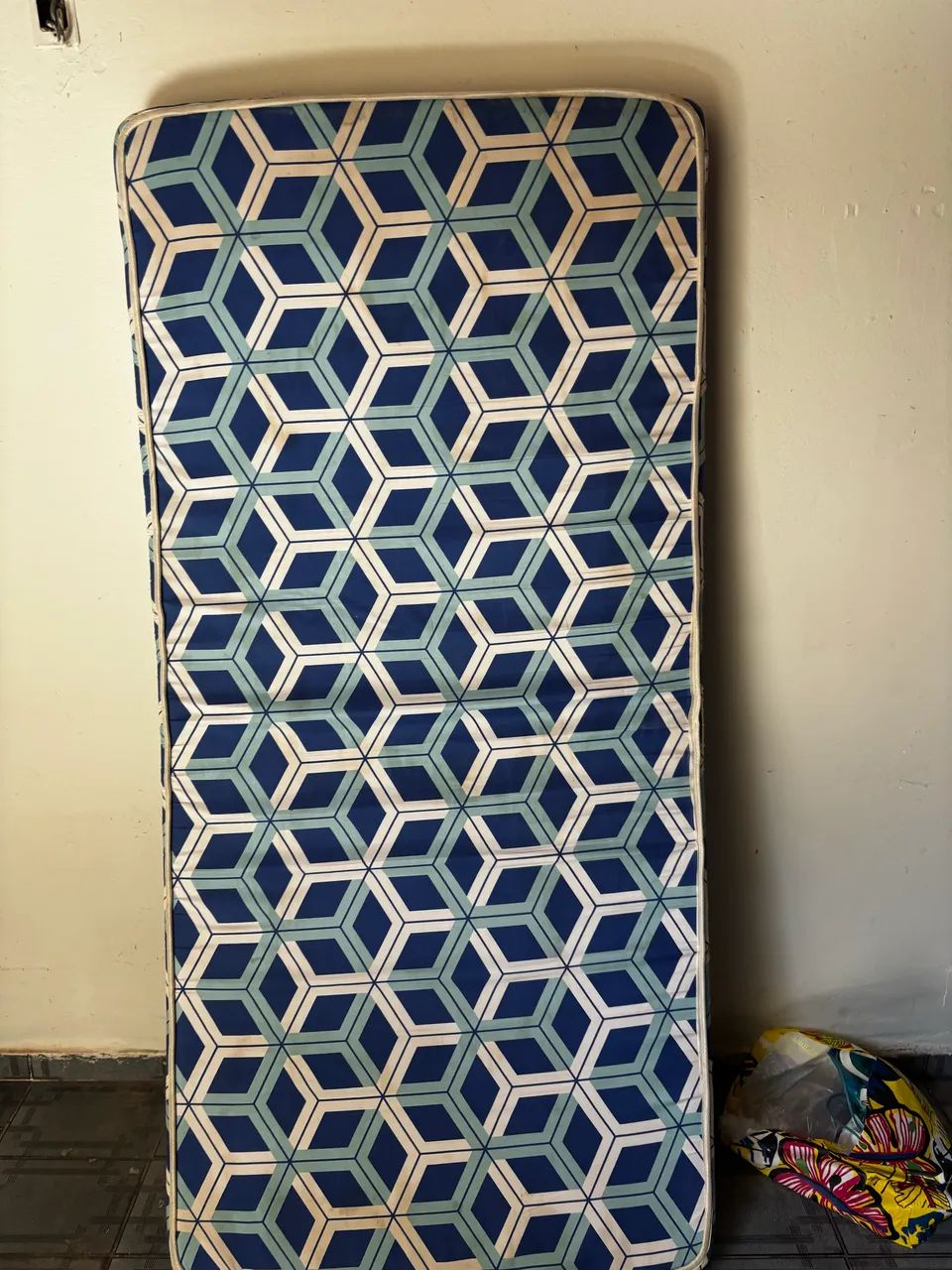 Cama de solteiro 
