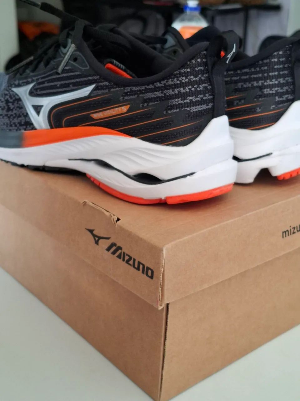 TÊNIS MIZUNO NUMERO 38 NOVO, NA CAIXA. 170,00 - Calçados