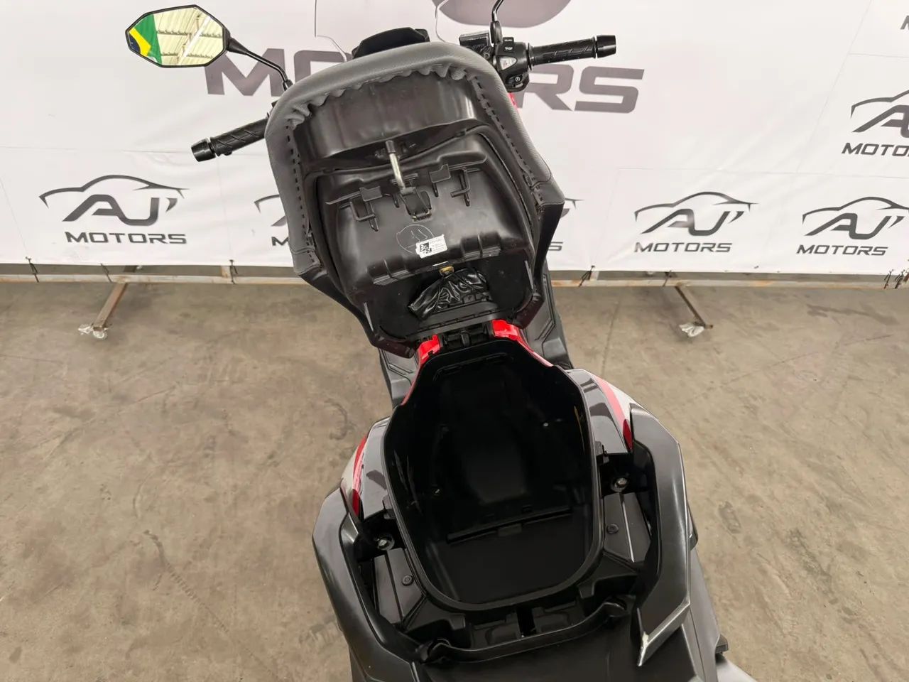 Honda Adv 150 - Foto 2
