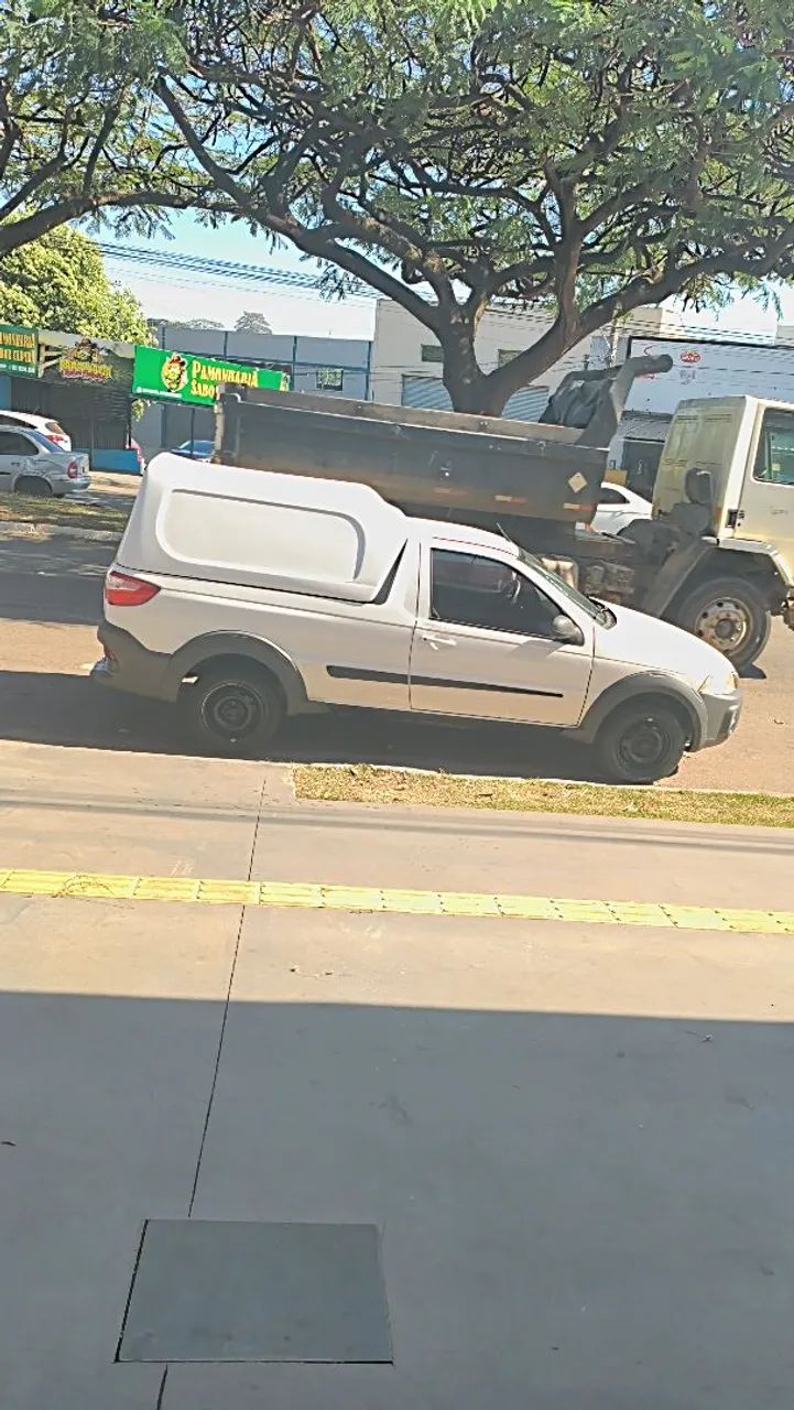 Fiat Strada Working Hard 1.4 Fire Flex 8V CS 2017 - Foto 2