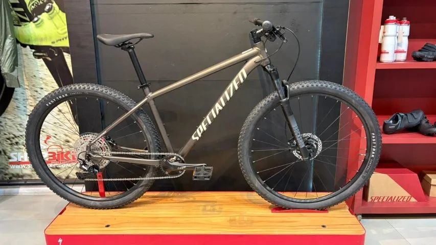 Specialized Rockhopper Elite << - Ciclismo - Centro, Tubarão