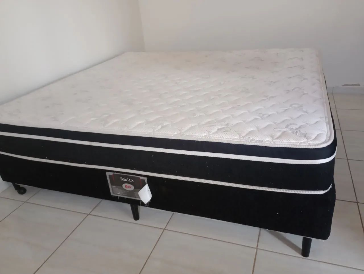 Cama king Sise usada