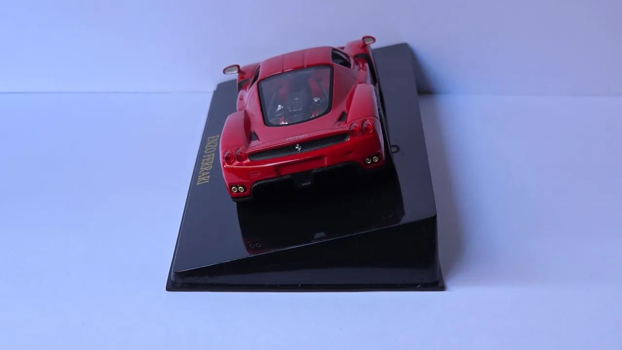 Miniatura IXO Ferrari Enzo 1:43 Ferrari Collection - Hobbies e
