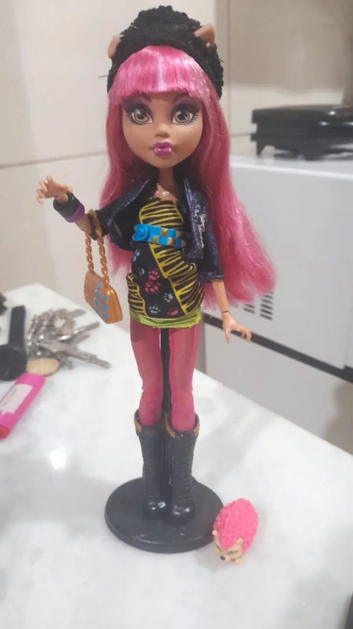 Vendo lote de Monster high ( não vendo separado) - Foto 3
