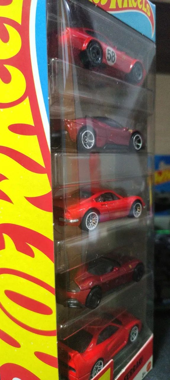 Pack de carrinhos Hotwheels edição especial FERRARI - Foto 2