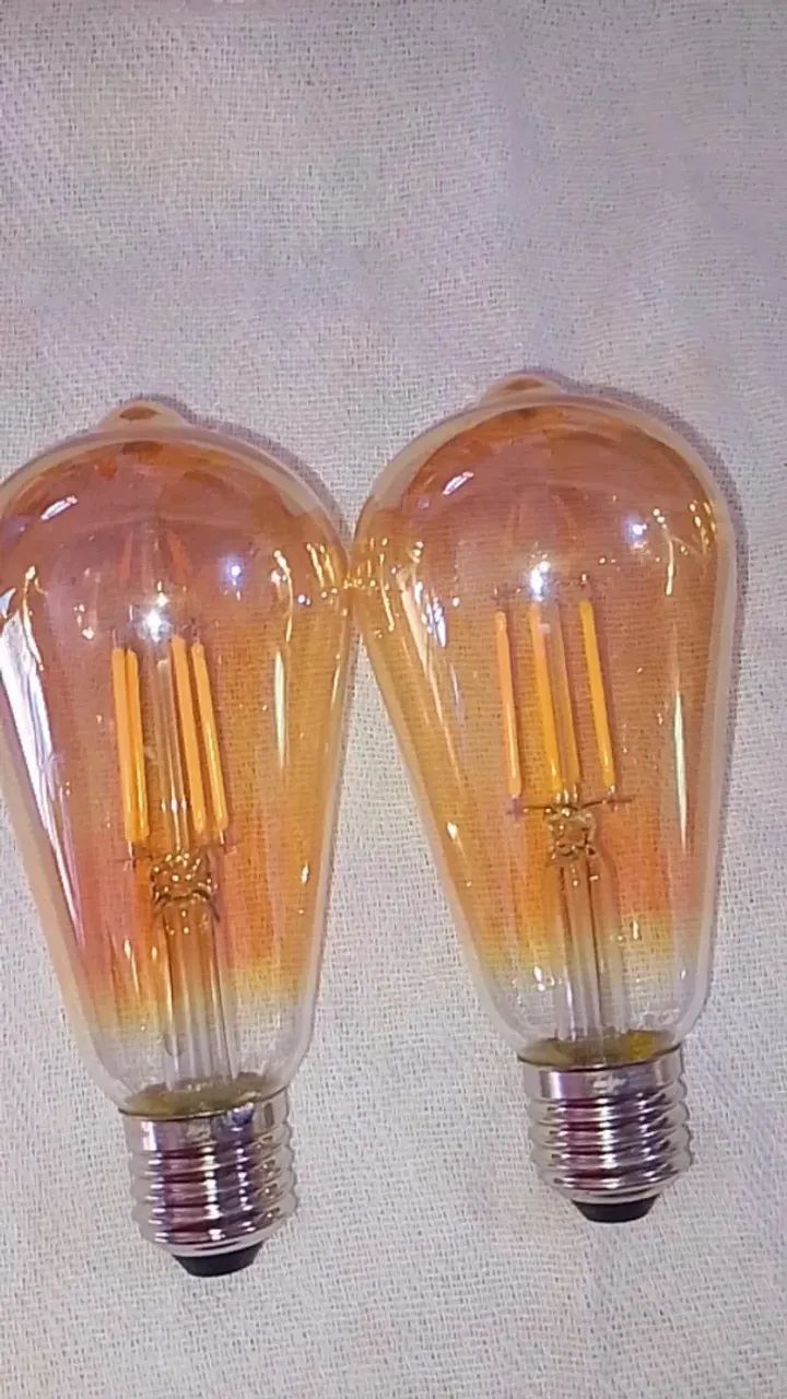 Lâmpada retrô amarela para bancada