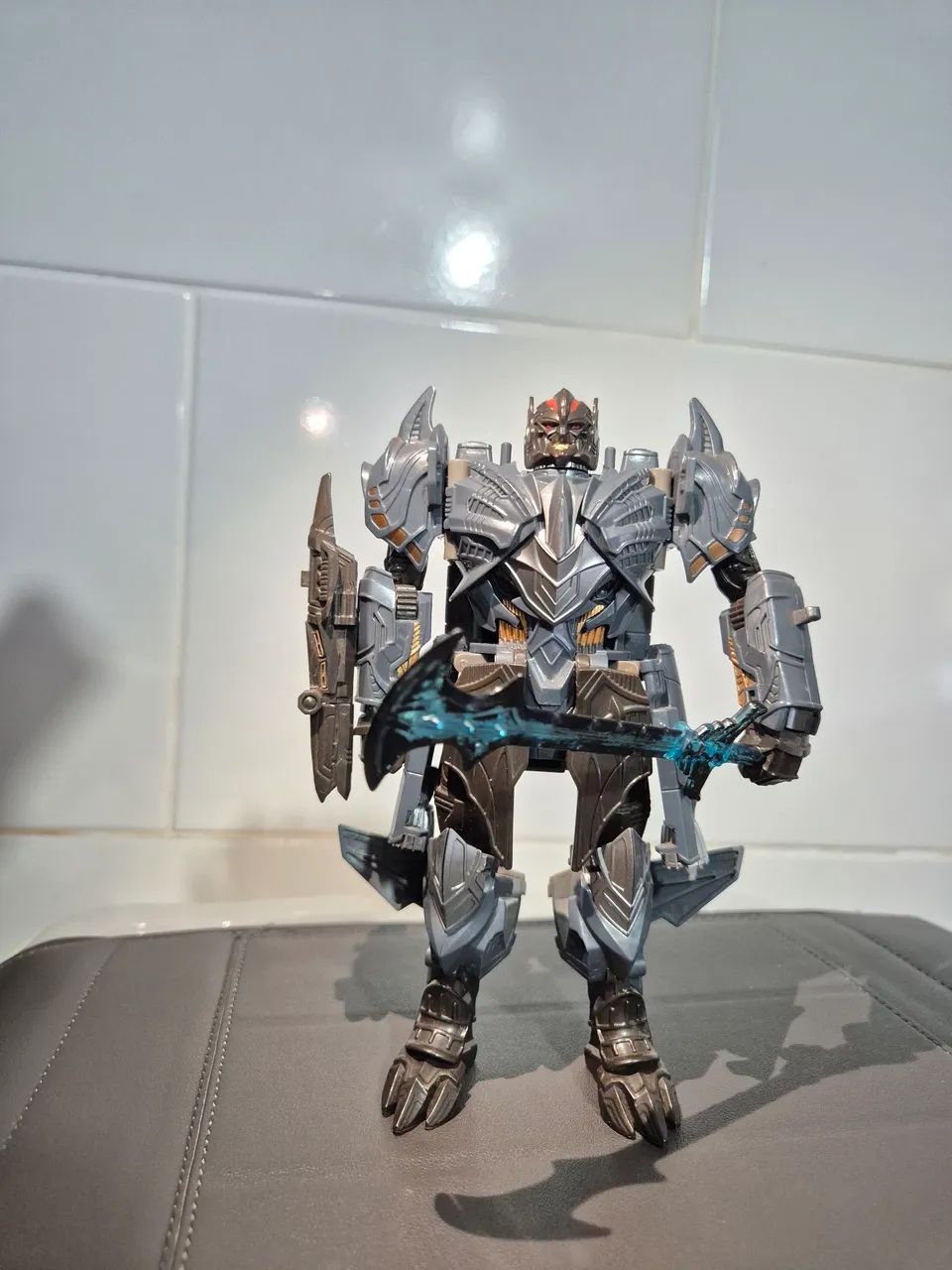 Megatron Voyager Class Transformers TLK