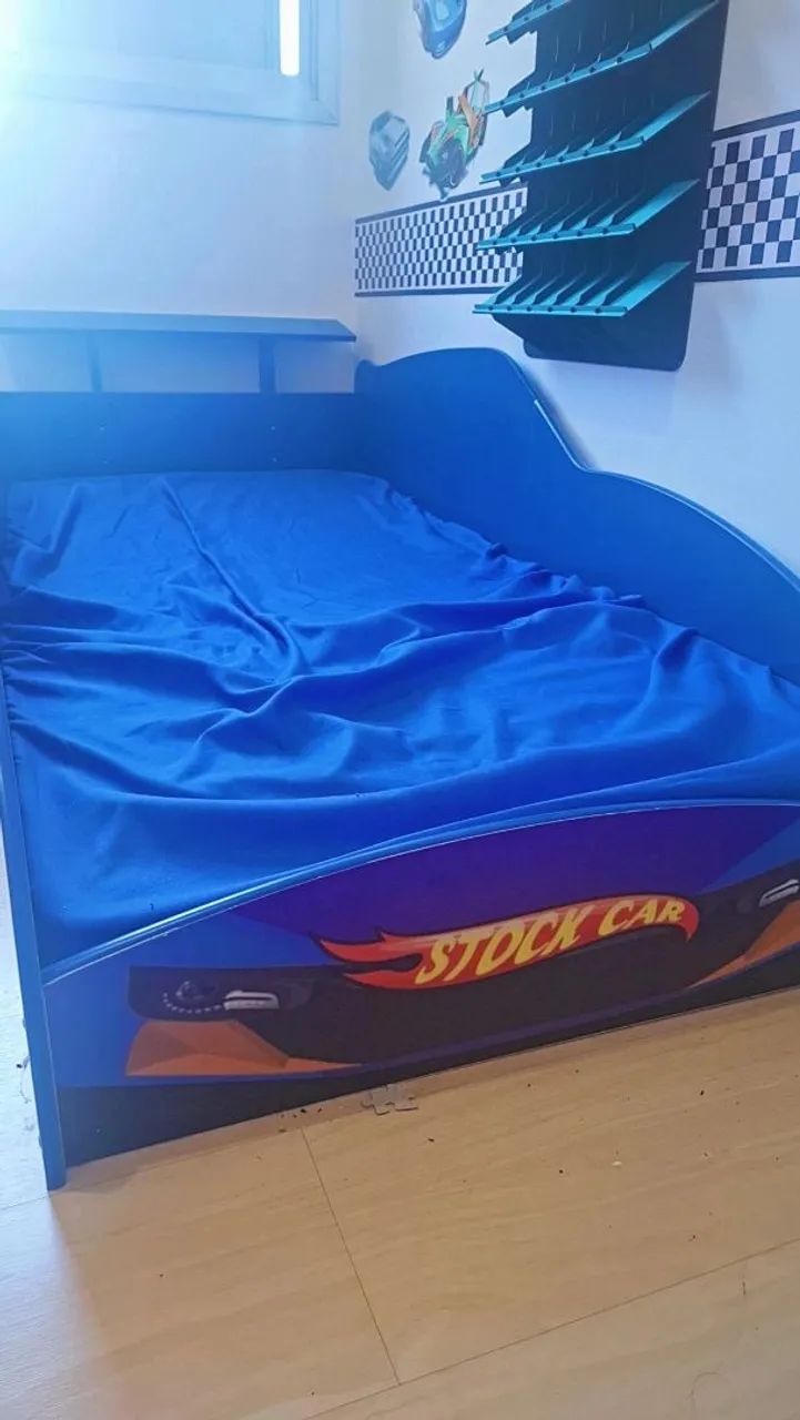 Mini cama Hotweels com colchão! Sem uso, foi apenas montada - Foto 5