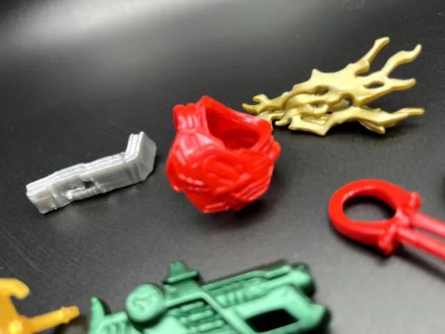 MINIATURA DE ARMINHAS E ROUPAS DE BRINQUEDO - Foto 4