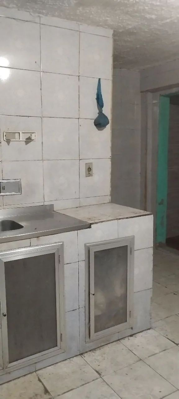 Oportunindade terreno com  kitnets embaixo com.possibilidades de fazer casa em cima 