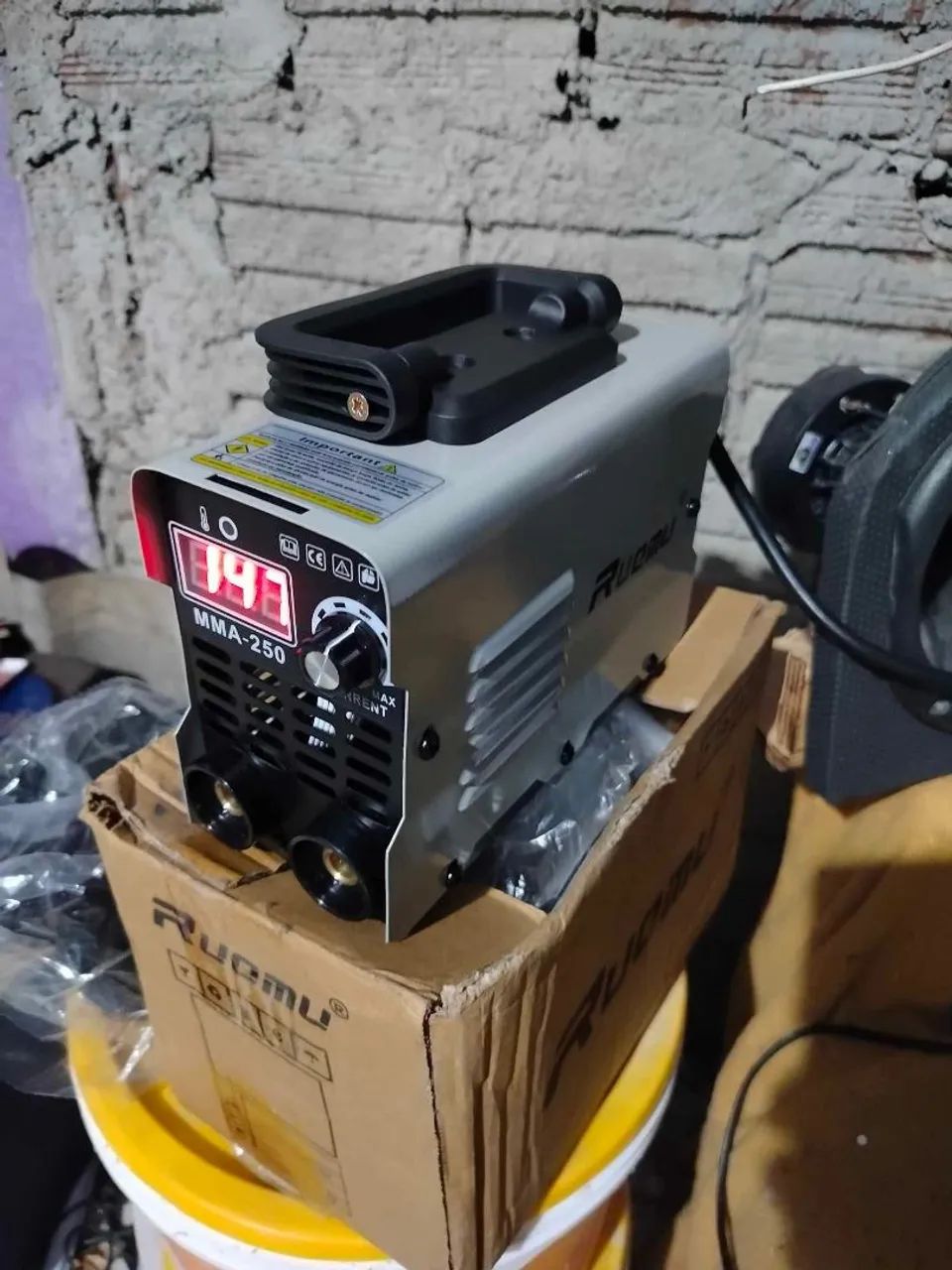 Vendo máquina de solda nova lacrada top de vdd - Foto 3