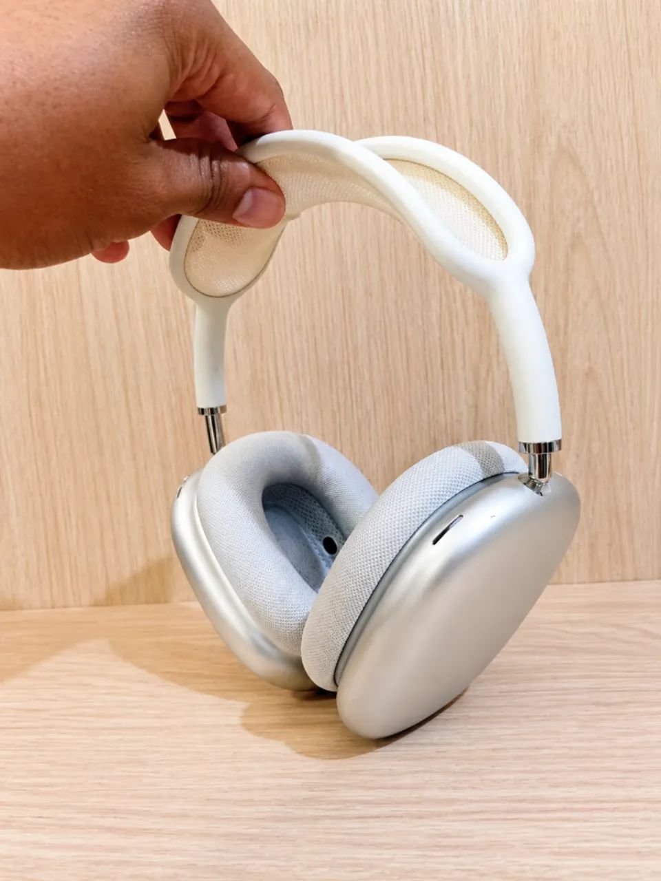 AIRPODS MAX - Branco/Prata | Semi Novo | Excelente Estado - Fones