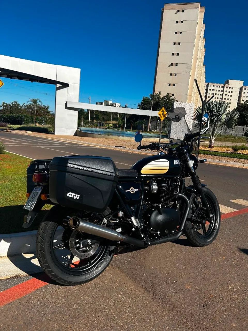 Royal interceptor 650 - Foto 4