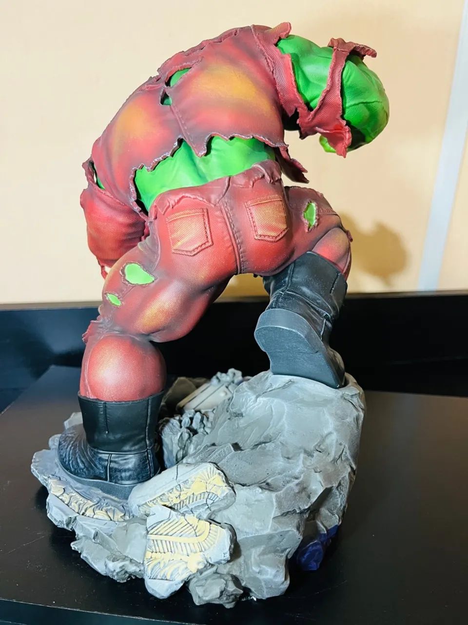 ESTÁTUA HULK 1/10 DA IRON STUDIOS  - Foto 4