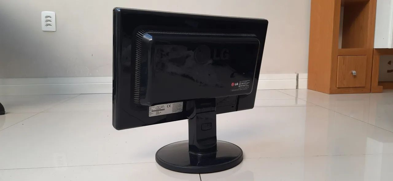 Monitor LG Flatron 15 polegadas - Foto 2