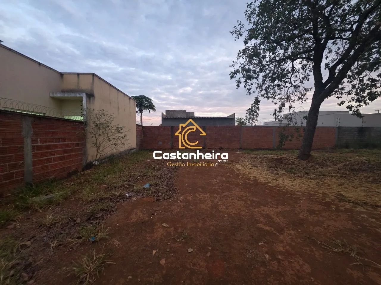Lote Residencial de 250m² - Plano Diretor Sul - Foto 2