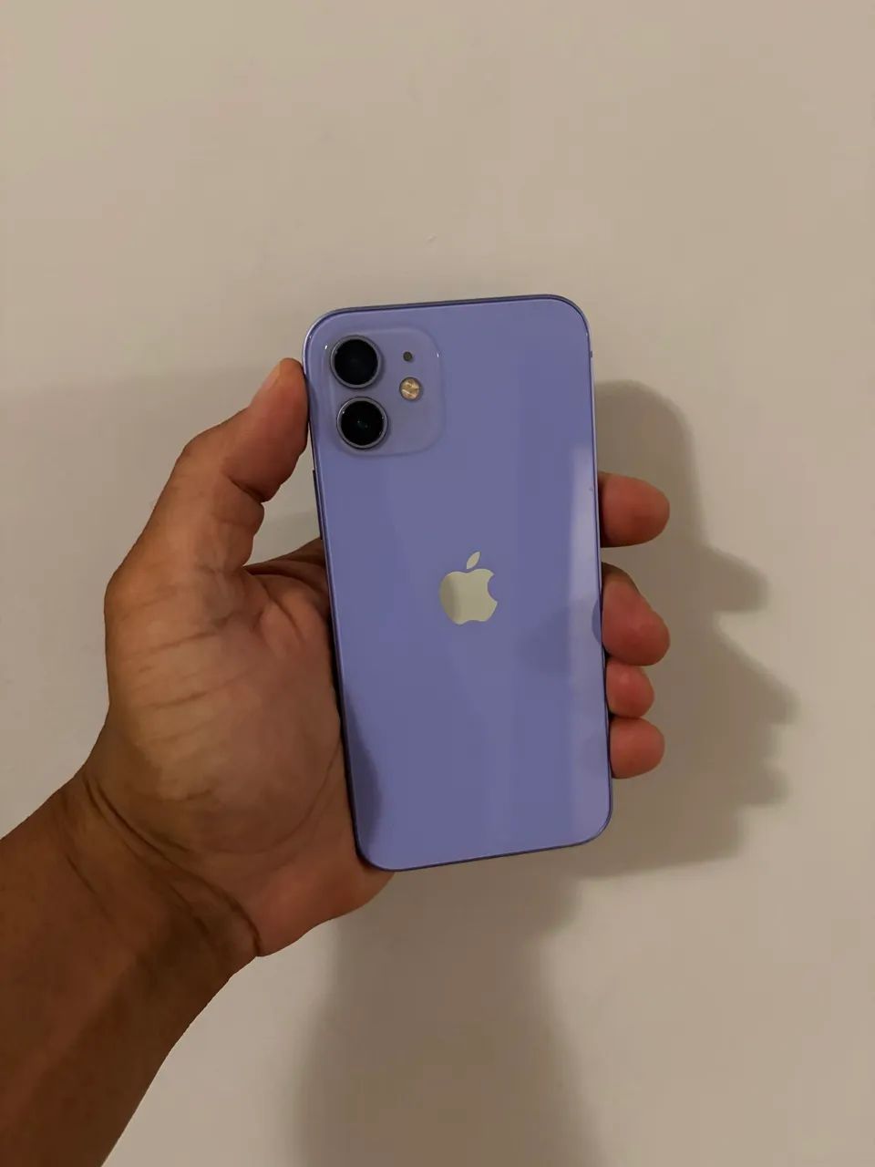 iPhone 12 64 GB Roxo usado  - Foto 5