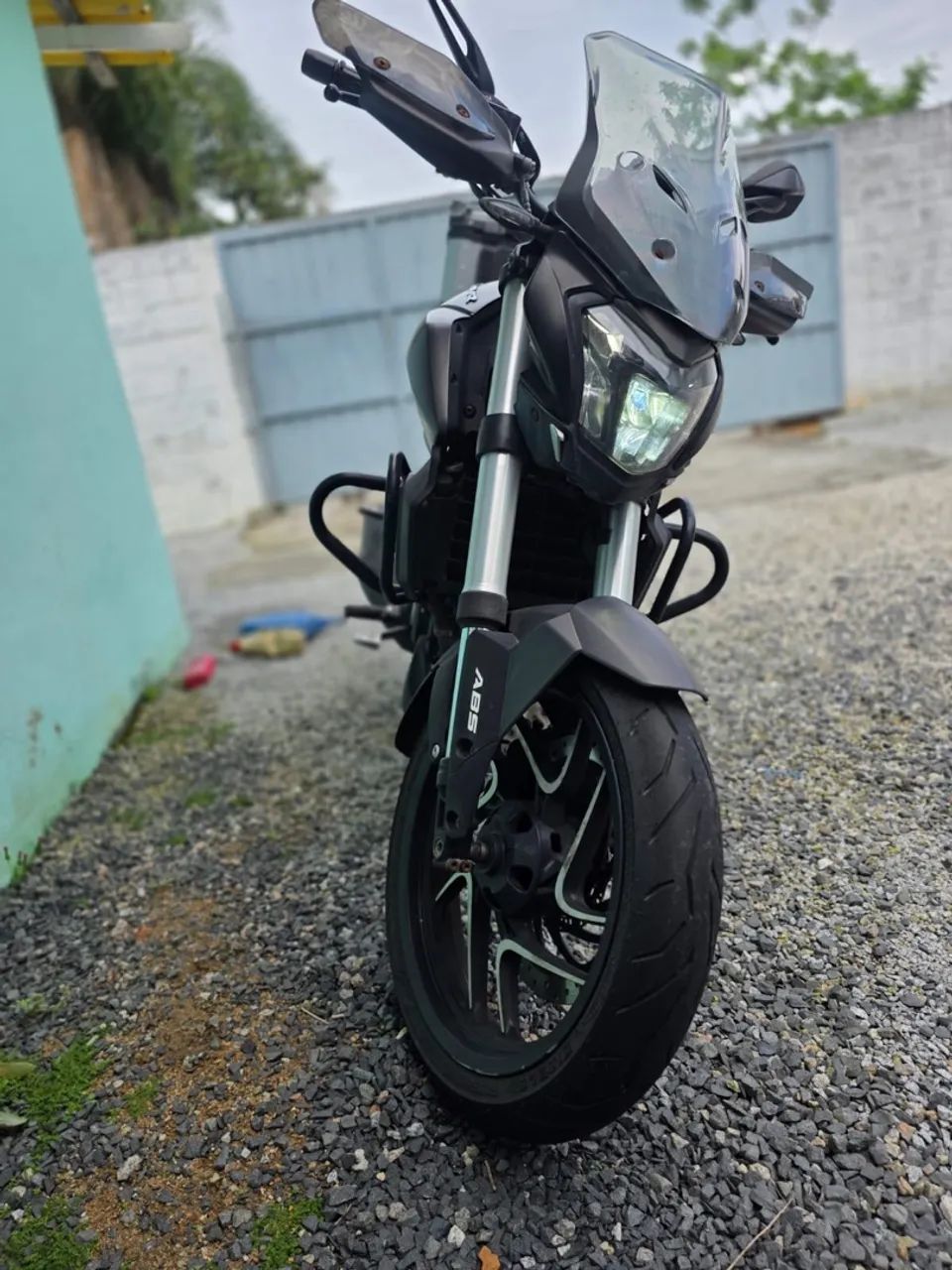 Bajaj Dominar 400 - Foto 2
