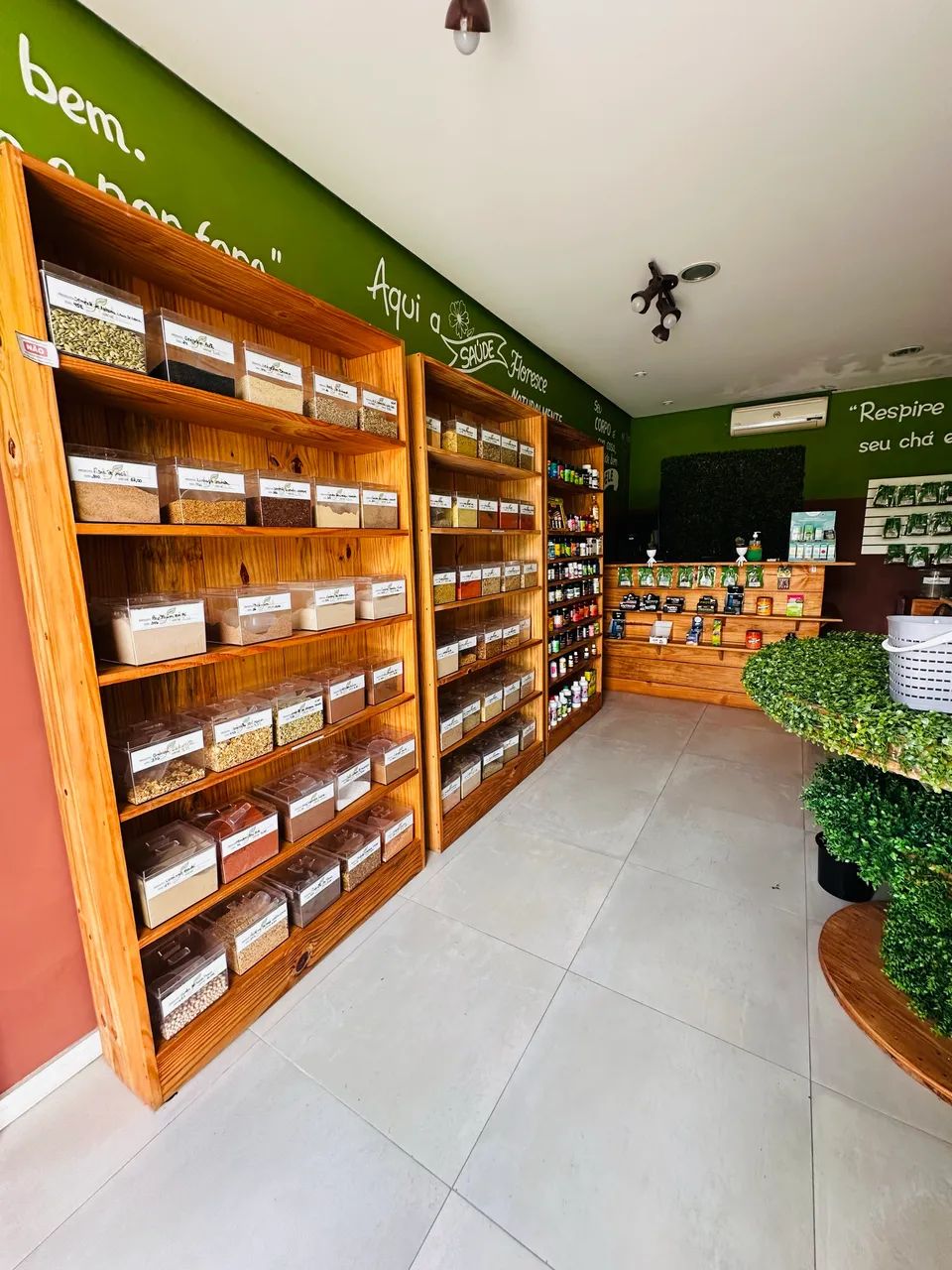 Vendo loja de produtos naturais no centro  - Foto 2