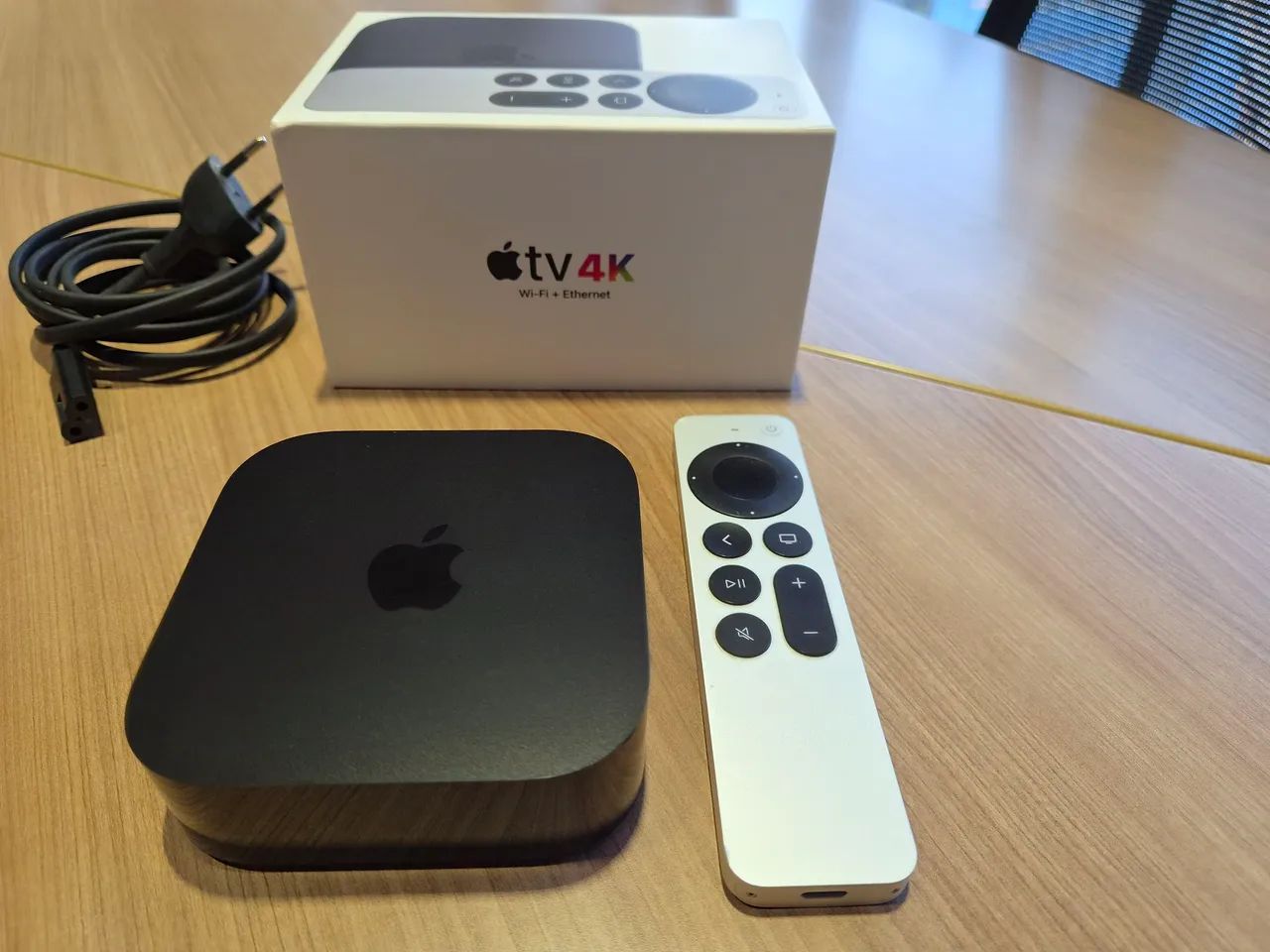 Apple TV 4K - 3ª geração (128GB) Wi-Fi + Ethernet - Dispositivos