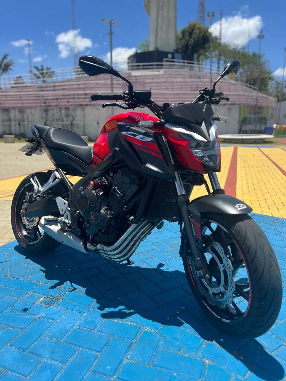 CB 650F - Foto 2