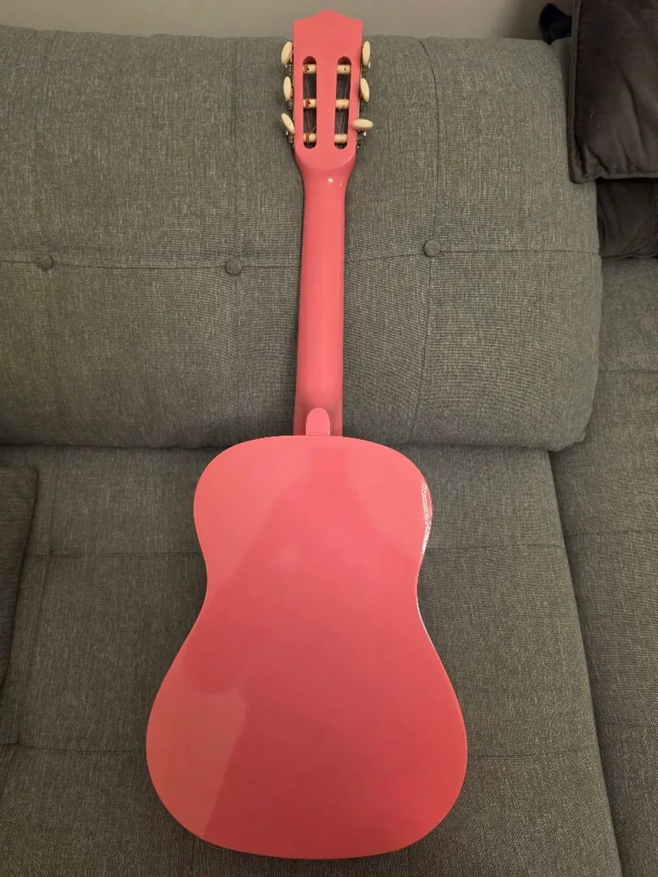 Vendo violão pouco usado - Foto 2