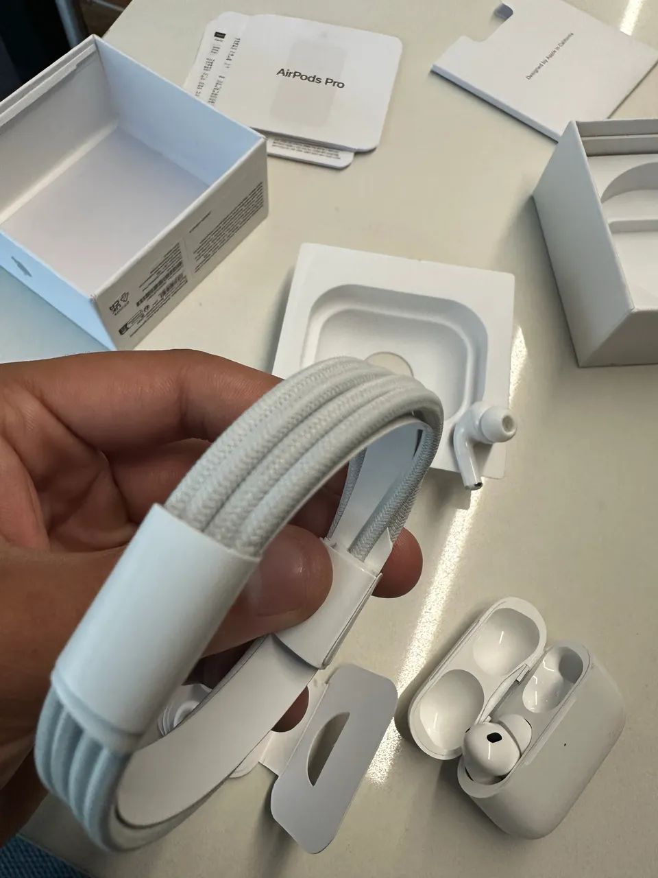 ? AirPods Pro 2ª Geração Produto original Apple - Foto 4
