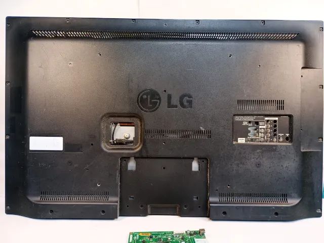 TV LG 47 Polegadas Para Peças ou Conserto - Tela Display e LEDs Funcionando - Foto 5