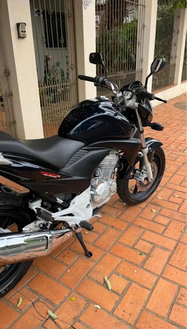 CB 300r  - Foto 4